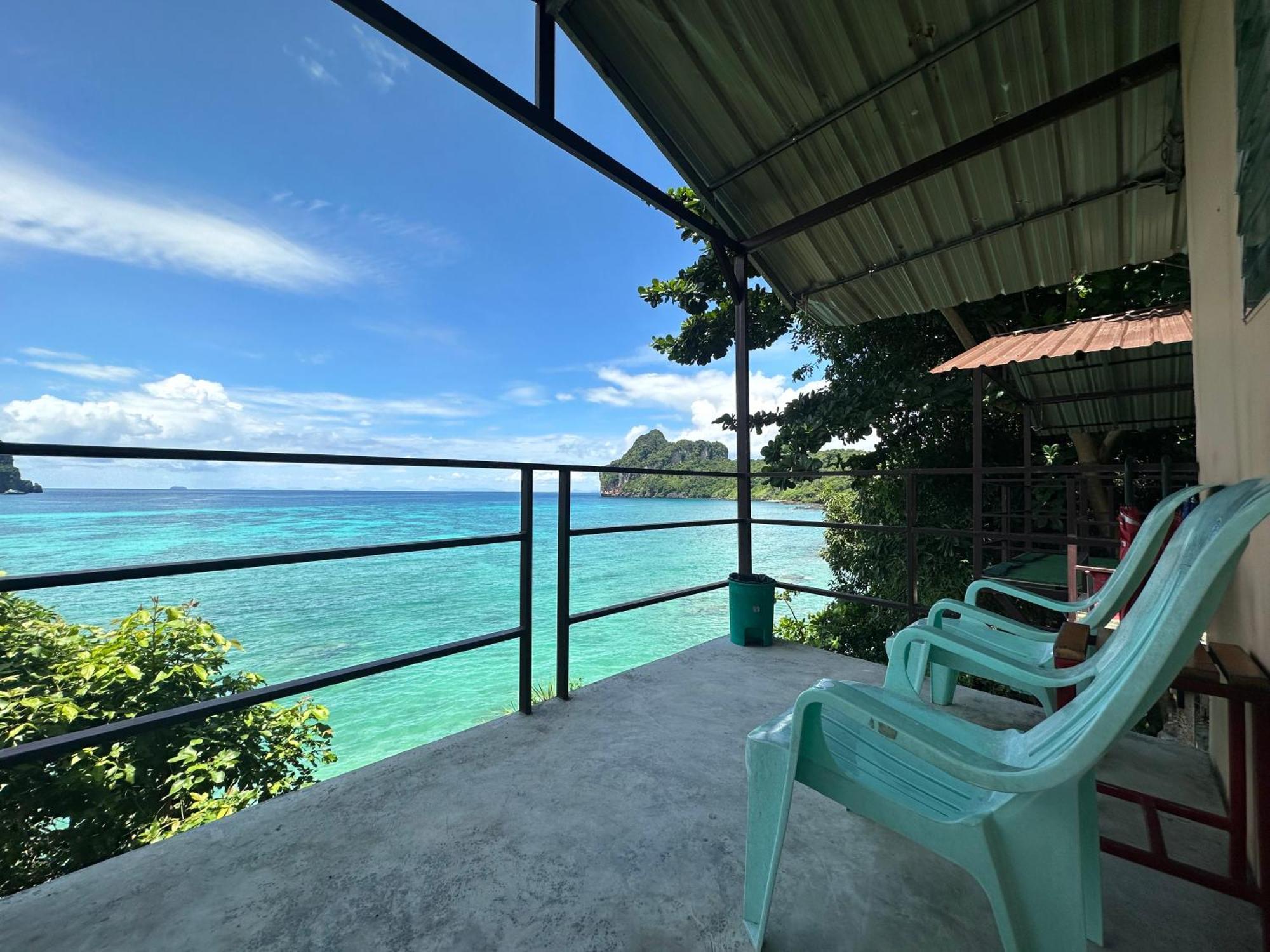 Phi Phi Seaside Bungalow Extérieur photo